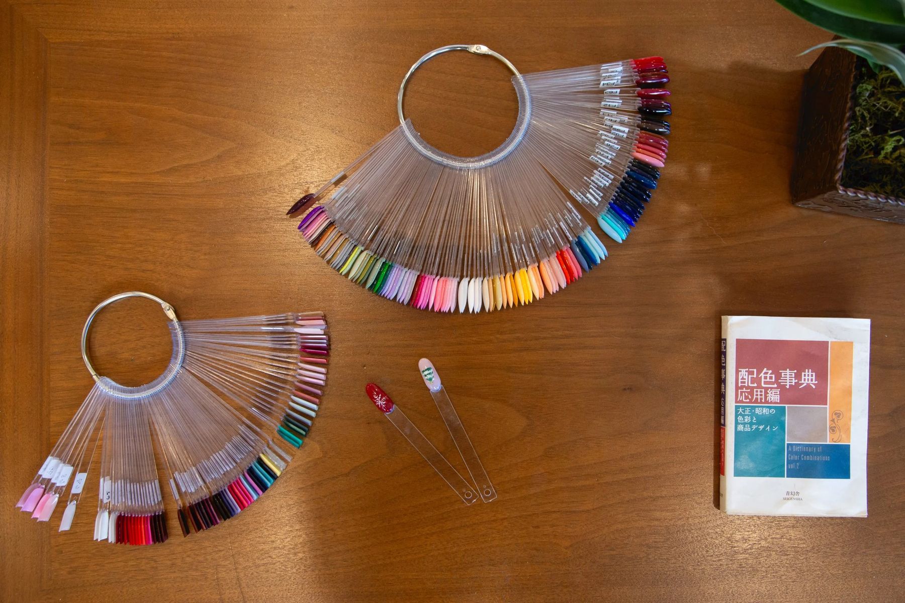 Gel colour swatches