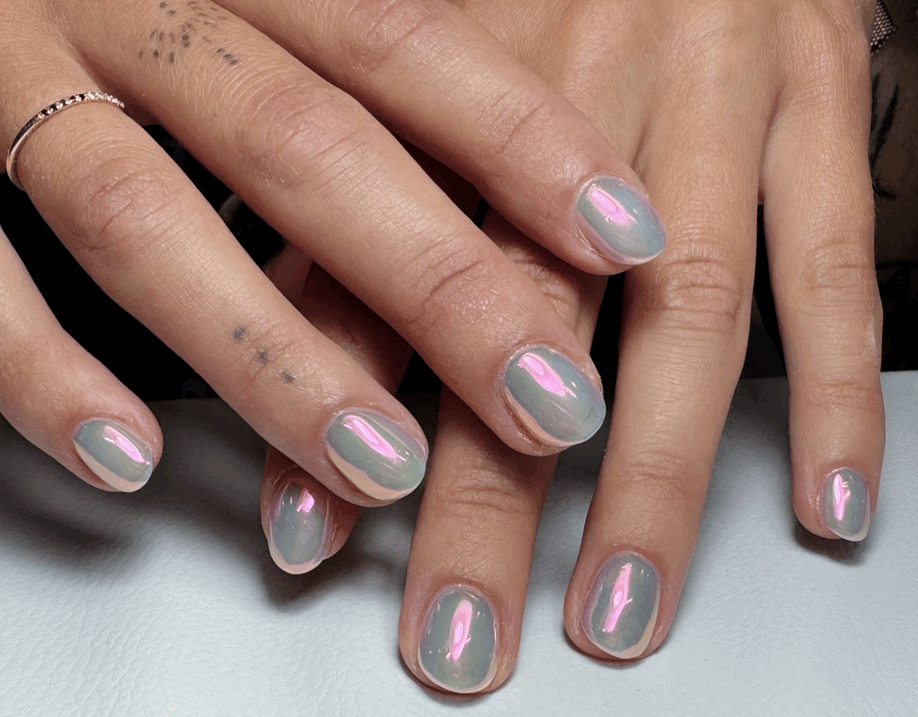 Lilac shimmer structured gel